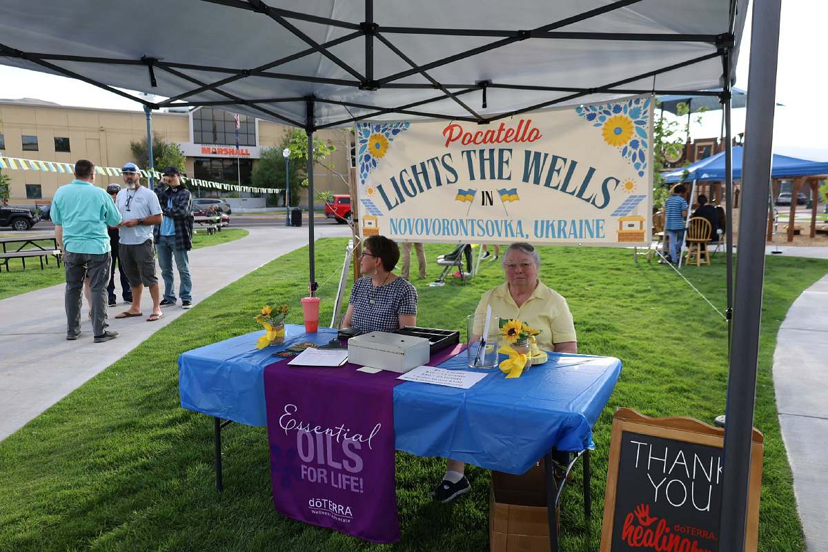 Американці збирають гроші для Нововоронцовської громади